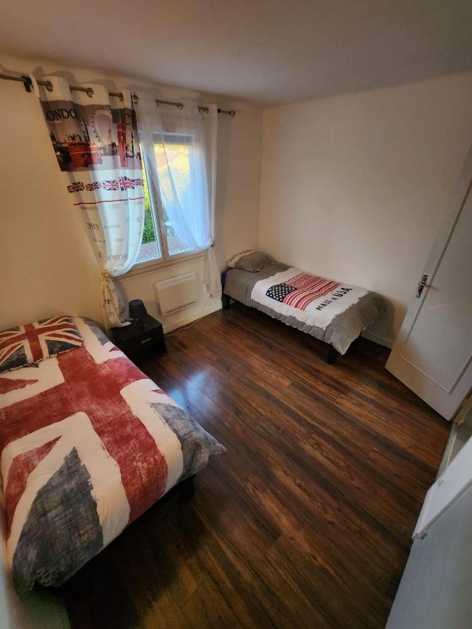 Flat Apartment Genay  Bagian luar foto